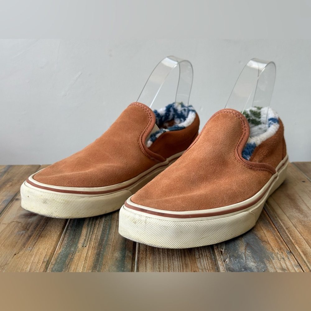 VANS Classic Sunburn Marshmallow Suede Sherpa Sneaker Women's Size 8.5